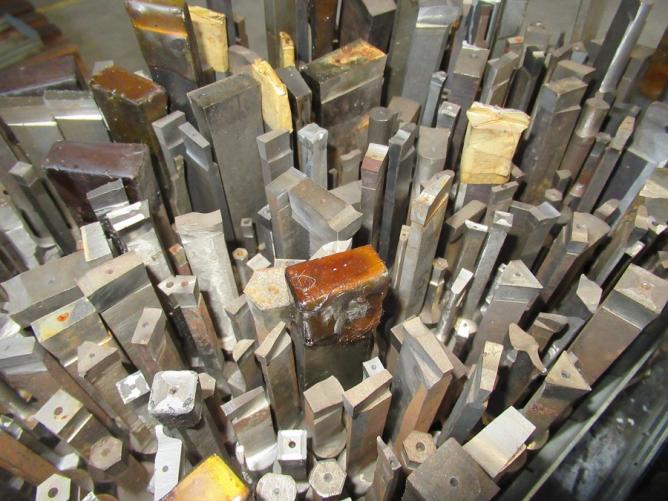 UTENSILI STOZZATURA   DT